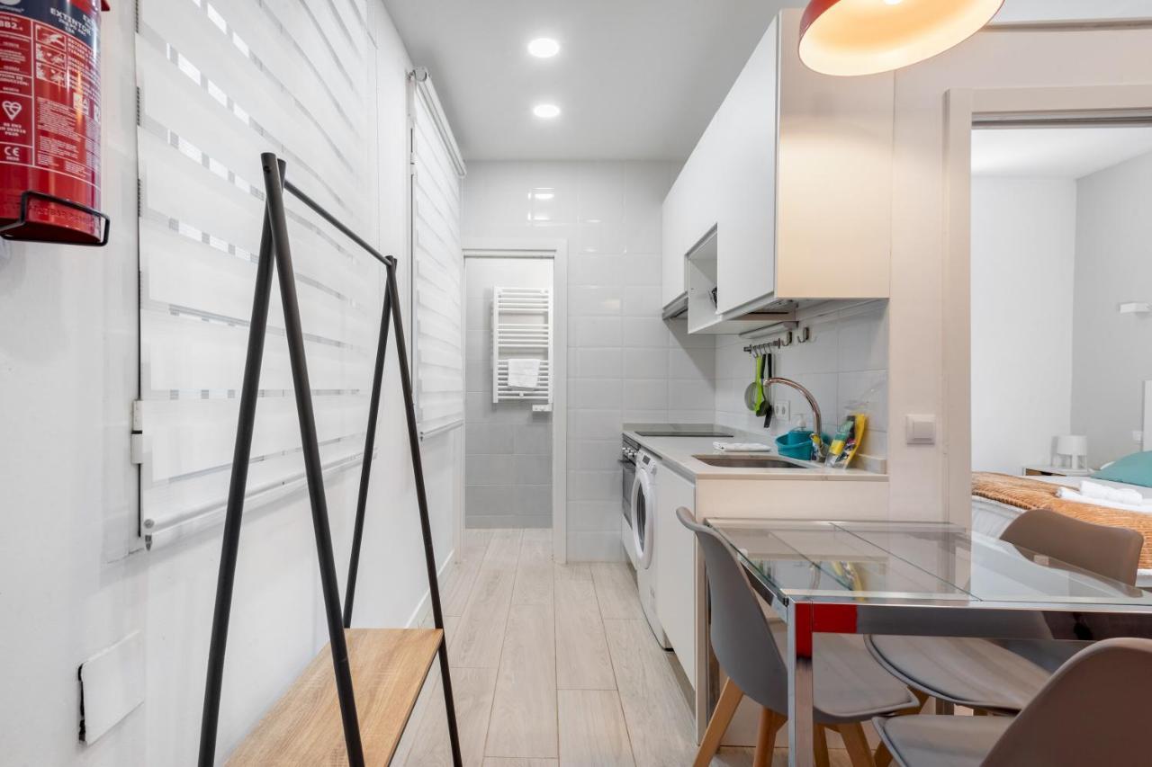 2 Bedrooms 1 Bathroom Furnished - Lavapies - Modern - Mintystay 마드리드 외부 사진