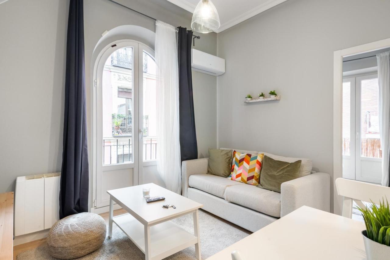 2 Bedrooms 1 Bathroom Furnished - Lavapies - Modern - Mintystay 마드리드 외부 사진
