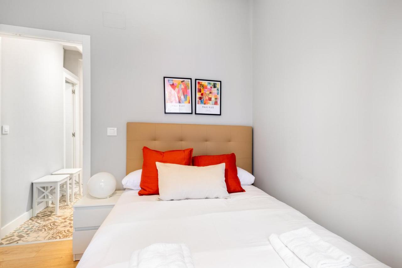 2 Bedrooms 1 Bathroom Furnished - Lavapies - Modern - Mintystay 마드리드 외부 사진